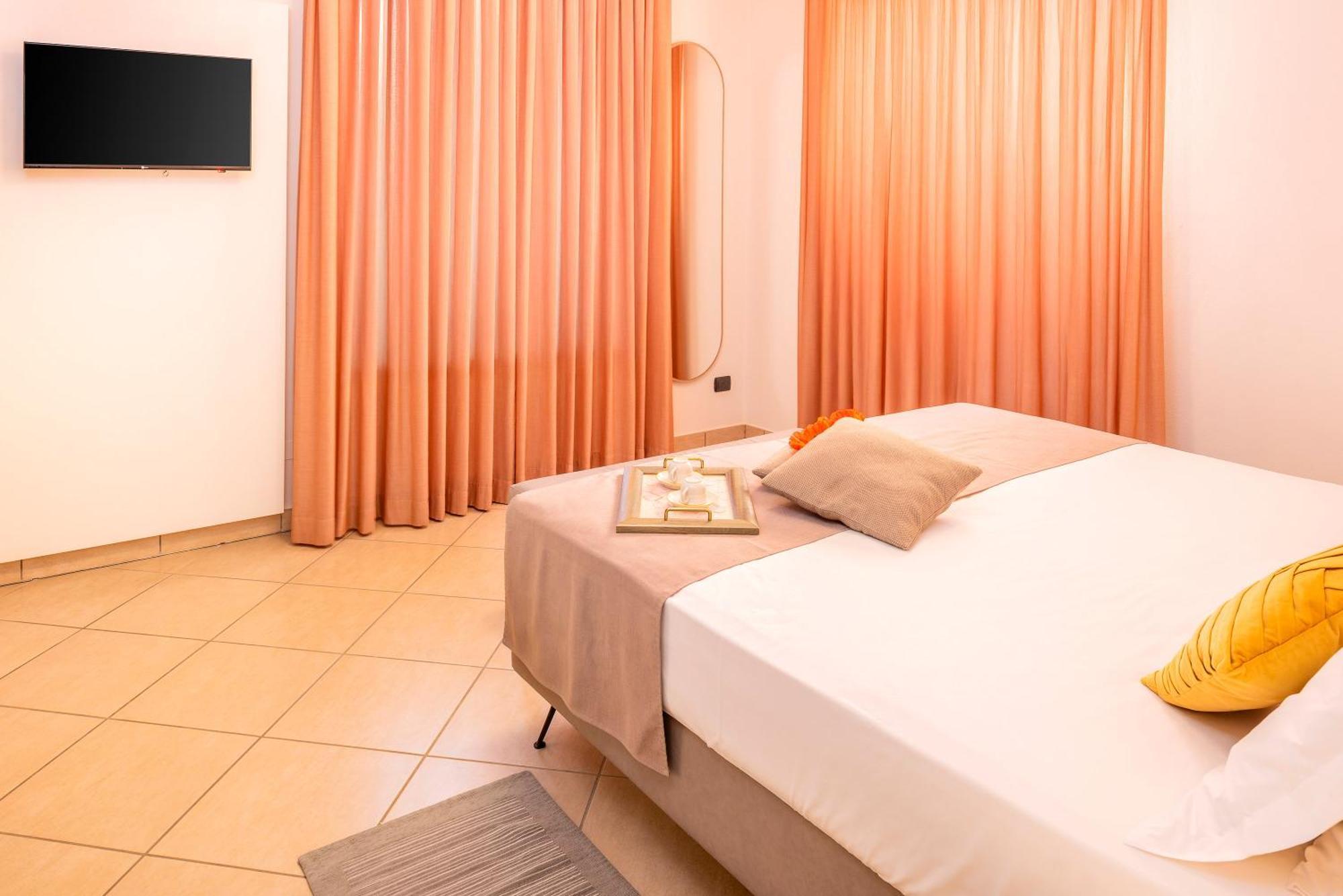 Taormina Suite Бардолино Екстериор снимка